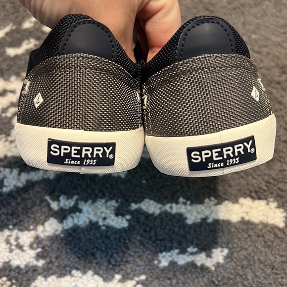 Sperry kid size 4 navy boat shoes new - Picture 3 of 7